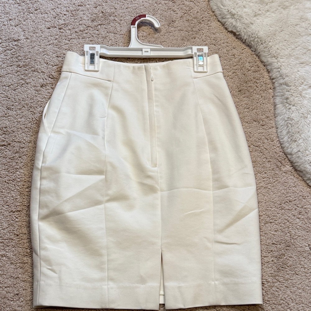 White Pencil Skirt - Picture 3 of 6